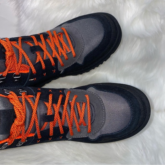 UGG Highland Hi Heritage sneakers size 10 New in box - Picture 7 of 11